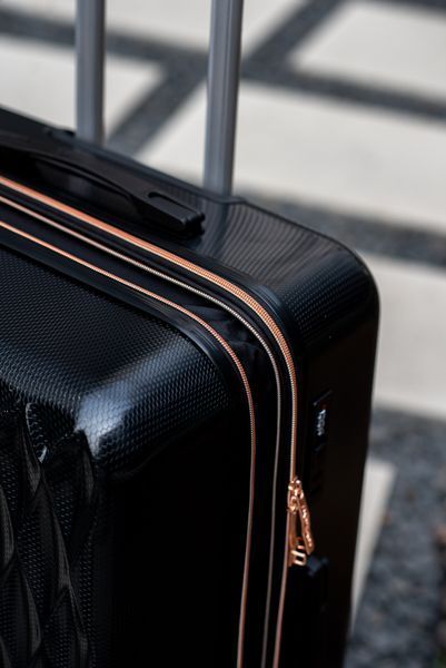 Валіза Sweetkeys SK190 з полікарбонату велика (L) з розширенням чорна SK190 L black фото