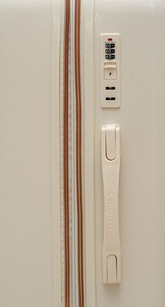 Валіза Sweetkeys SK190 з полікарбонату середня (M) з розширенням кремова SK190 M creame фото