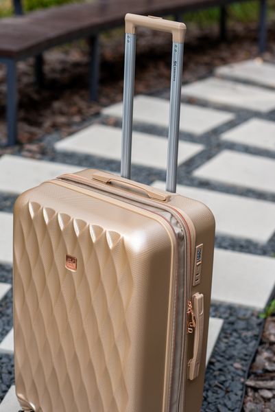 Валіза Sweetkeys SK190 з полікарбонату середня (M) з розширенням шампань SK190 M champagne фото