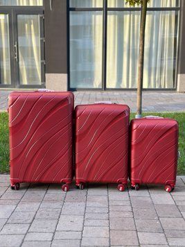 Комплект валіз з поліпропілену RGL PP5 на 4 колесах 3 в 1 (L, M, S) червоний PP5-3 red фото