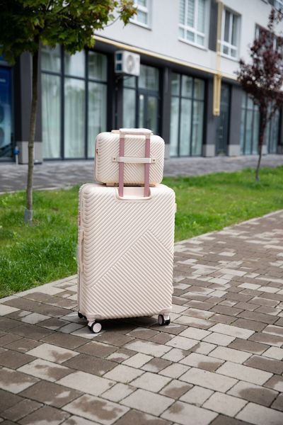 Комплект 2 в 1 велика валіза(L) та кейс WINGS WN01 кремовий WN01 L+bc d.white фото